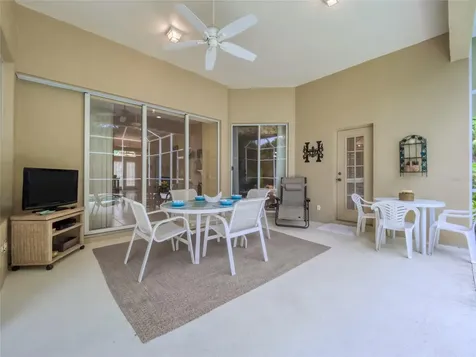 8310 Whispering Woods Court Bradenton FL 34202