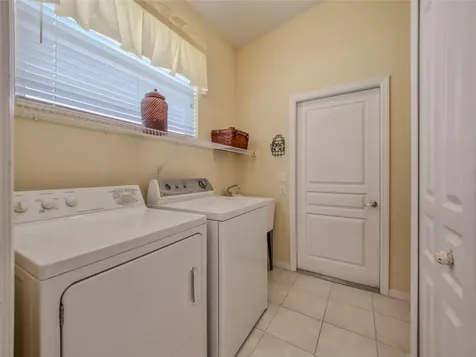 8310 Whispering Woods Court Bradenton FL 34202