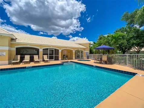 8310 Whispering Woods Court Bradenton FL 34202