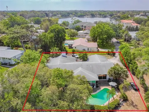 425 Craig Drive Tarpon Springs FL 34689