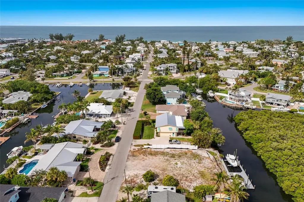 508 77th Street Bradenton Beach FL 34217