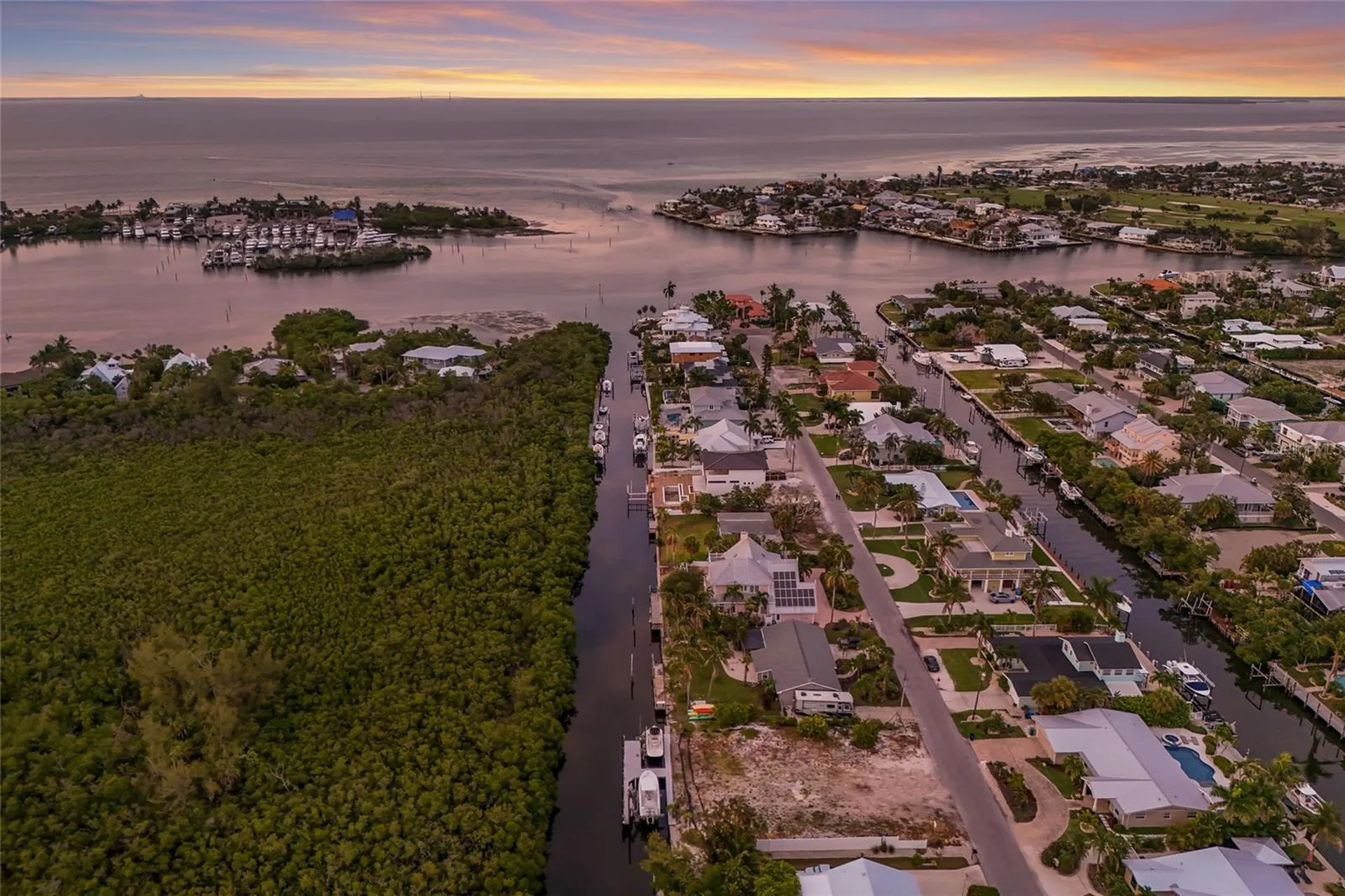 508 77th Street Bradenton Beach FL 34217