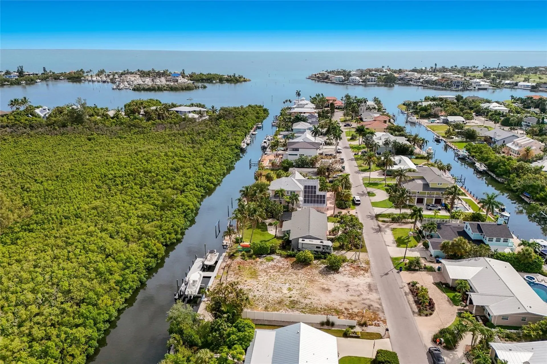 508 77th Street Bradenton Beach FL 34217