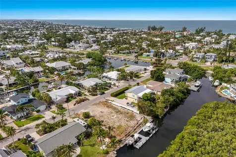 508 77th Street Bradenton Beach FL 34217