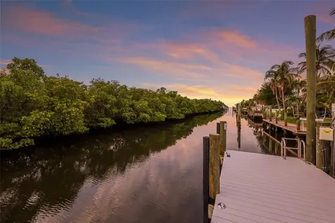 508 77th Street Bradenton Beach FL 34217