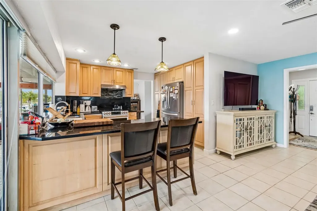 1473 50th Avenue NE St Petersburg FL 33703
