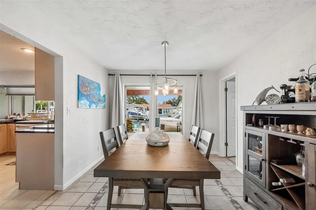 1473 50th Avenue NE St Petersburg FL 33703