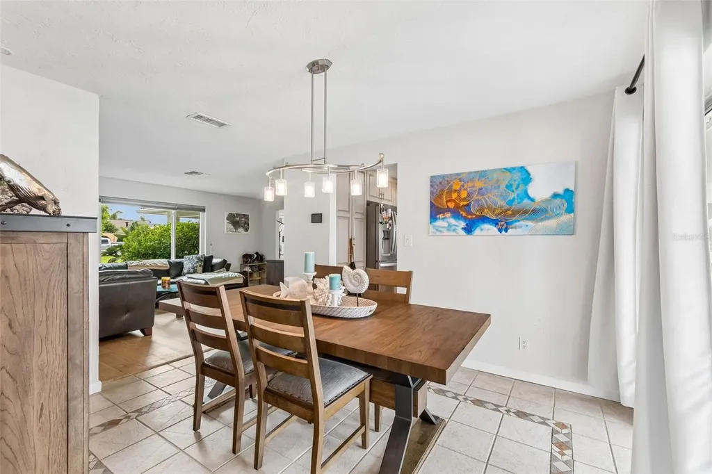 1473 50th Avenue NE St Petersburg FL 33703