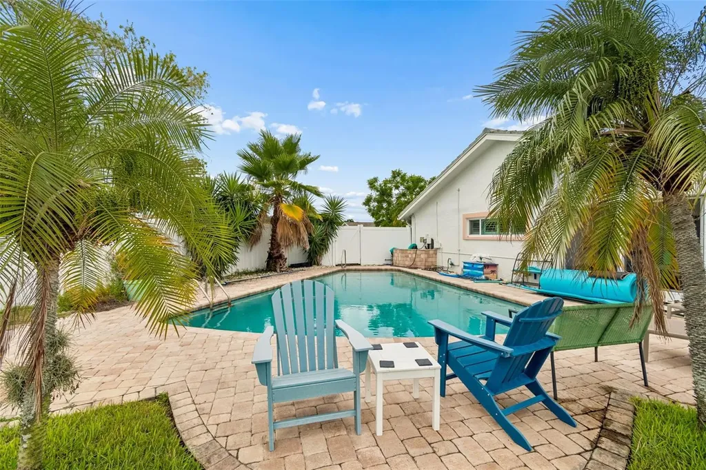 1473 50th Avenue NE St Petersburg FL 33703