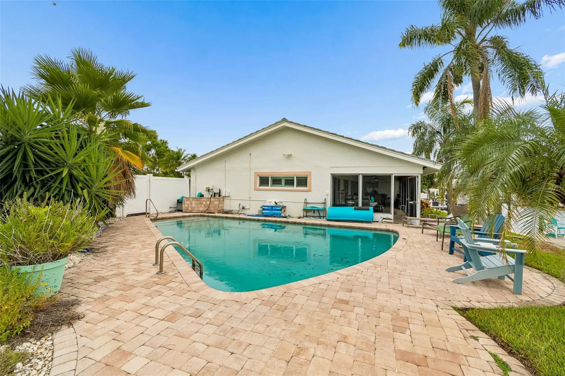 1473 50th Avenue NE St Petersburg FL 33703