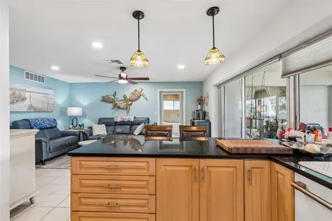 1473 50th Avenue NE St Petersburg FL 33703