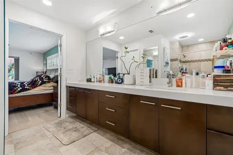 1473 50th Avenue NE St Petersburg FL 33703