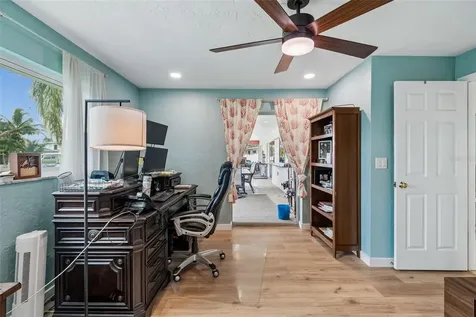 1473 50th Avenue NE St Petersburg FL 33703