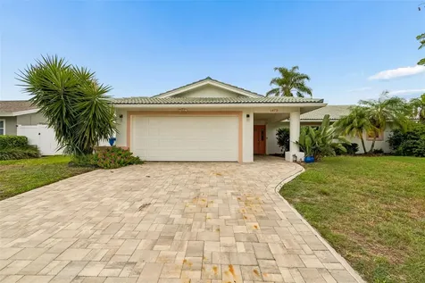 1473 50th Avenue NE St Petersburg FL 33703