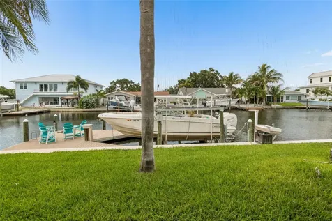 1473 50th Avenue NE St Petersburg FL 33703