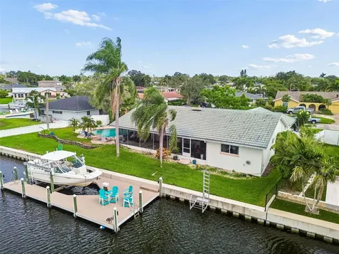 1473 50th Avenue NE St Petersburg FL 33703