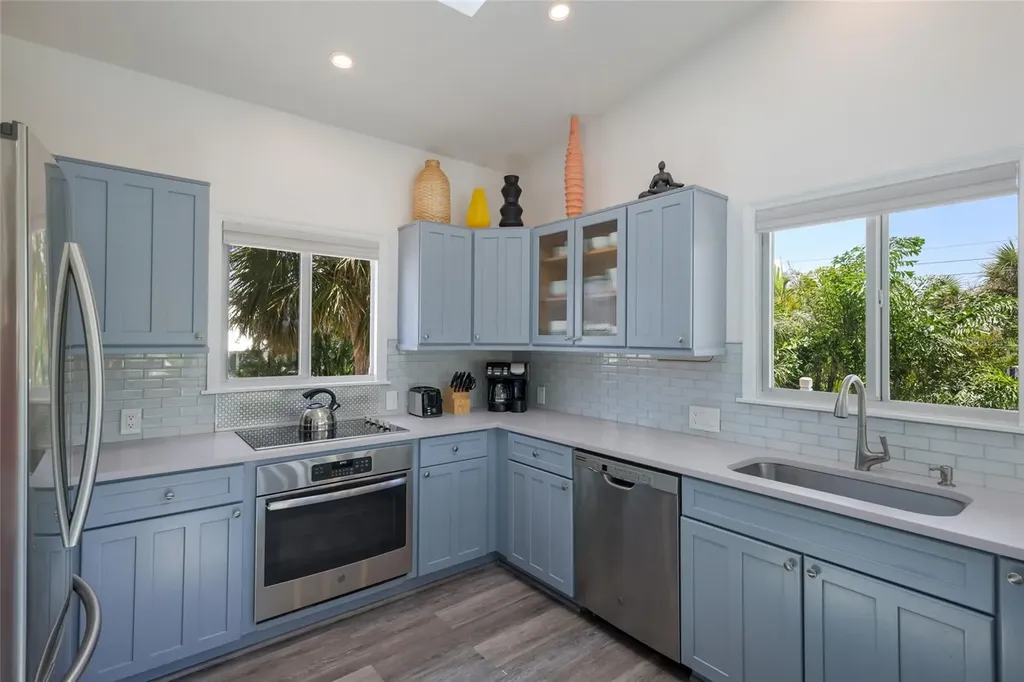 203 72nd Street Holmes Beach FL 34217