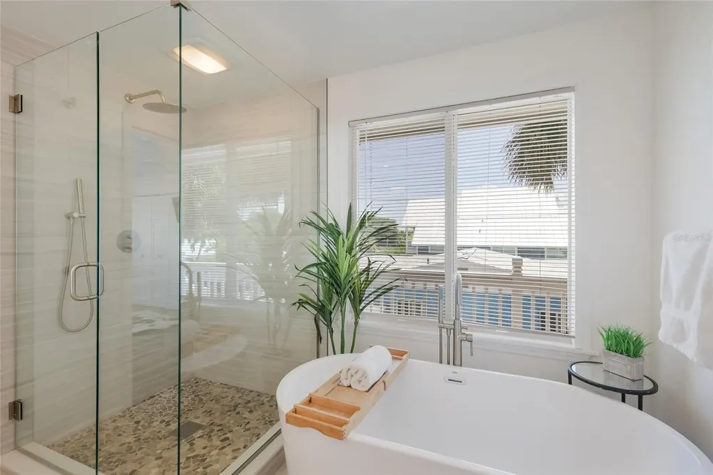 203 72nd Street Holmes Beach FL 34217