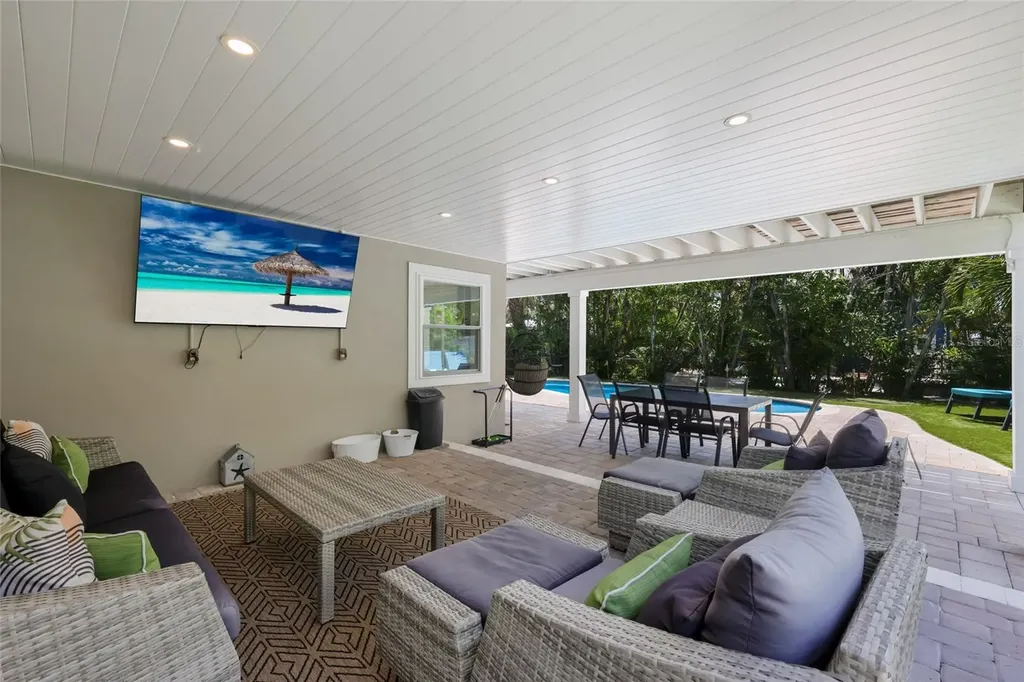 203 72nd Street Holmes Beach FL 34217
