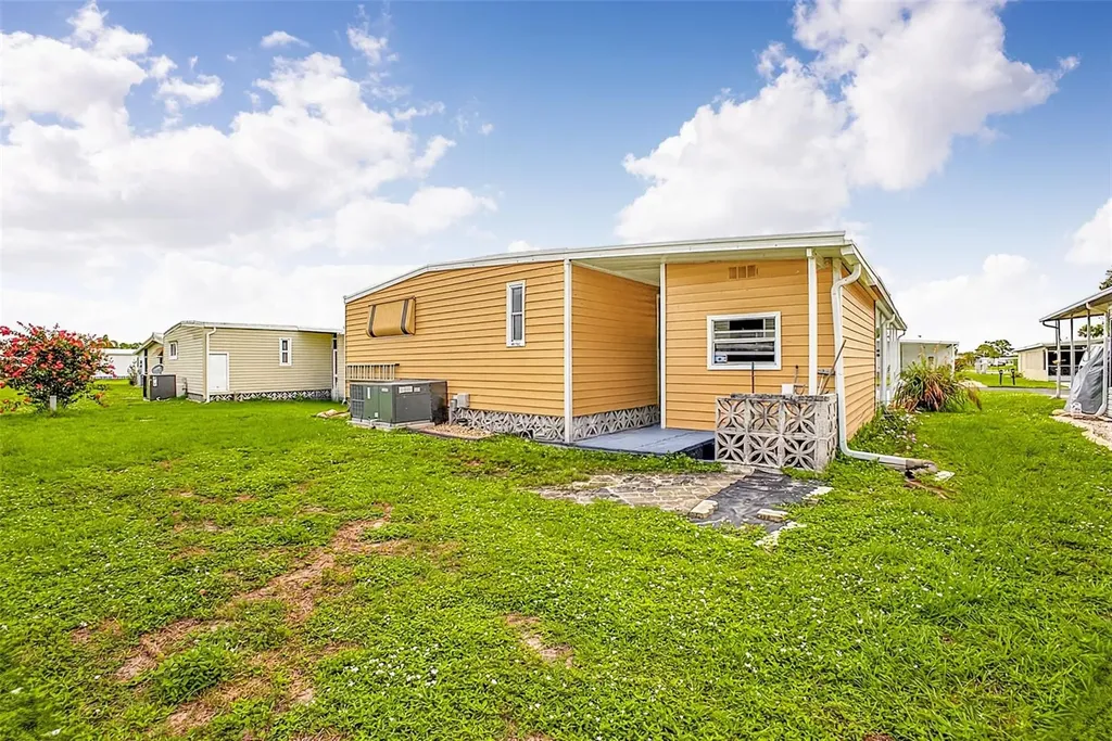 248 La Rosas North Port FL 34287