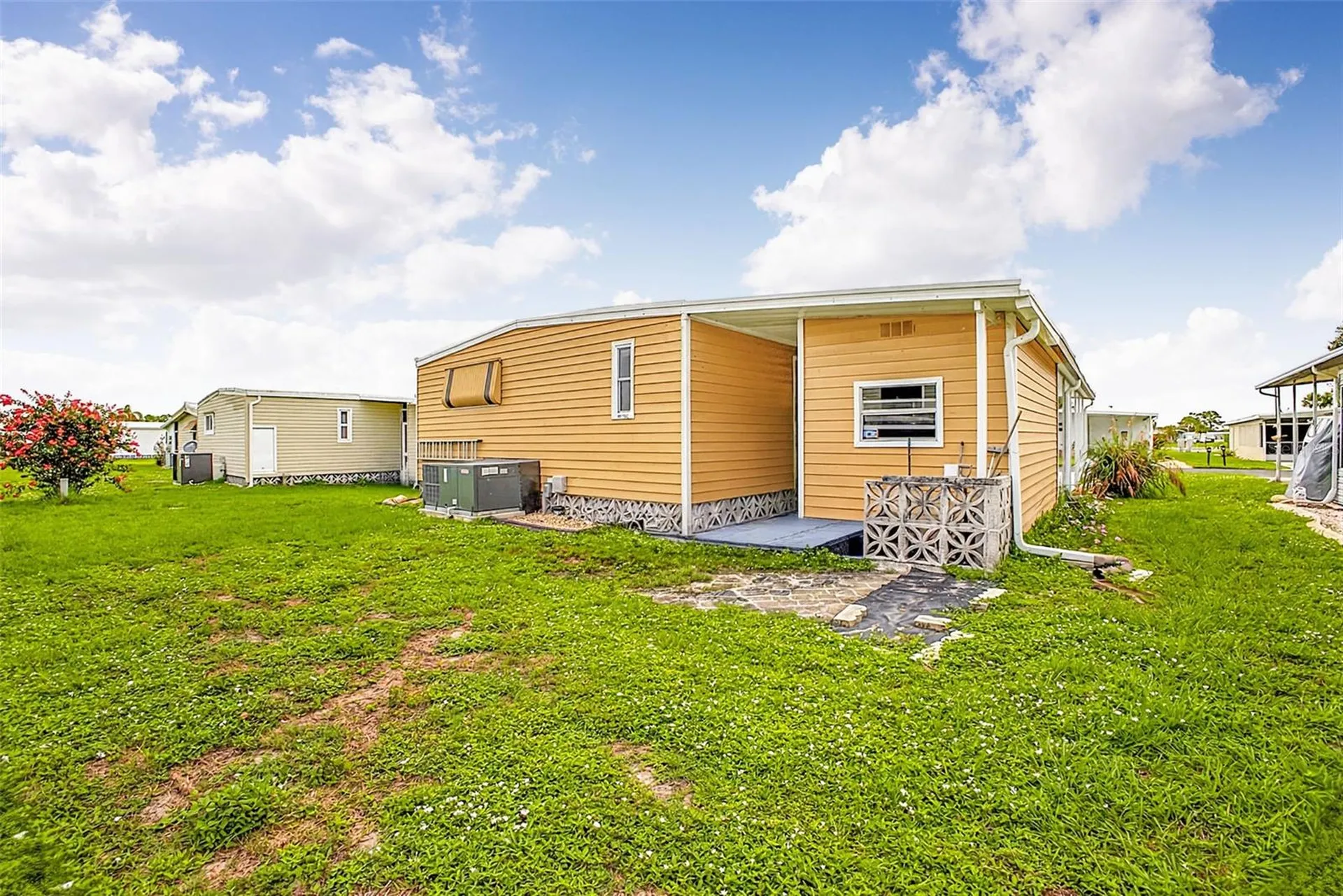 248 La Rosas North Port FL 34287