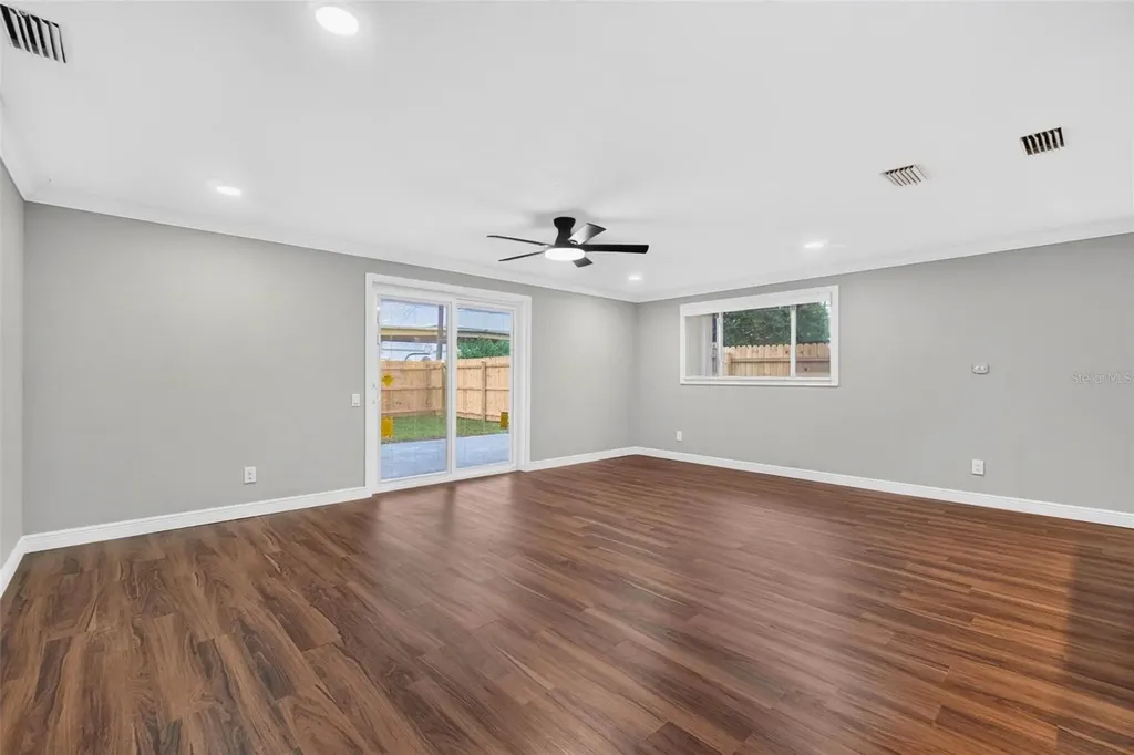8700 58th Lane N Pinellas Park FL 33782
