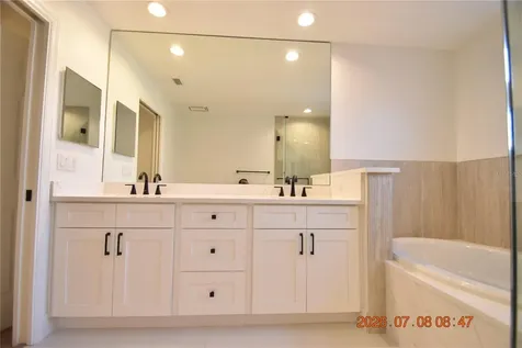 1138 Shipwatch Circle Tampa FL 33602