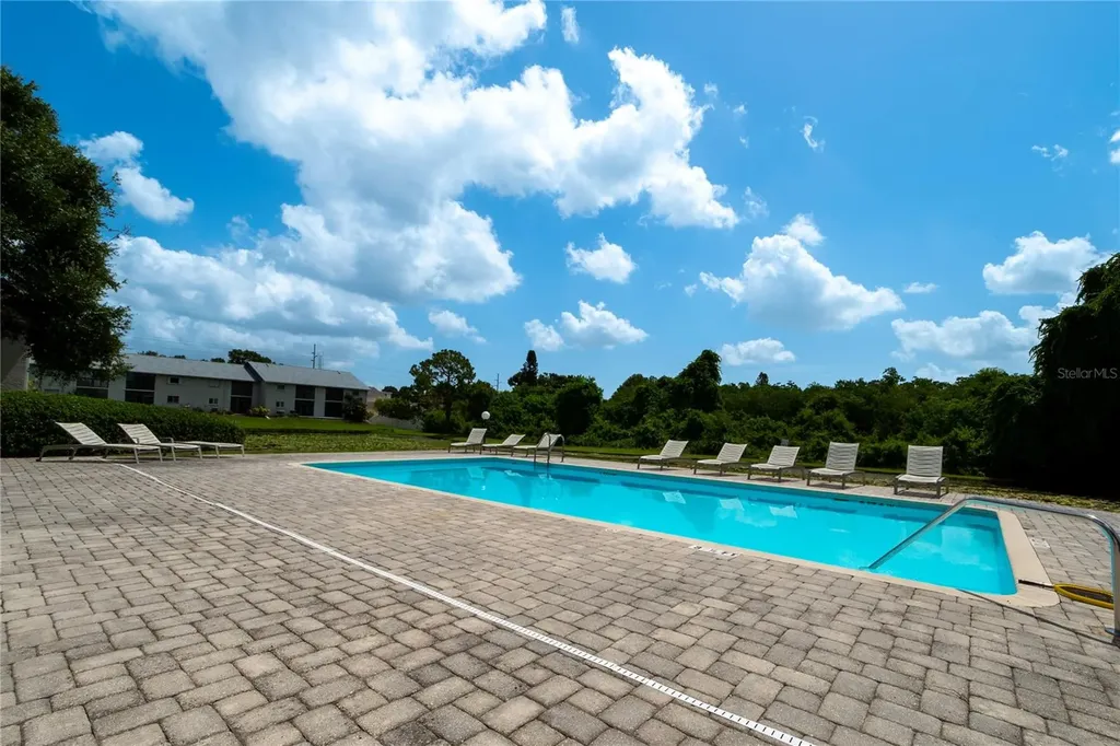 11201 122nd Avenue Largo FL 33778