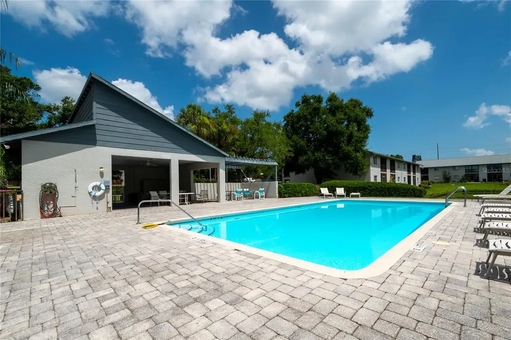 11201 122nd Avenue Largo FL 33778