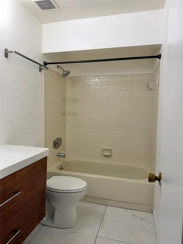 3036 S Semoran Boulevard Orlando FL 32822