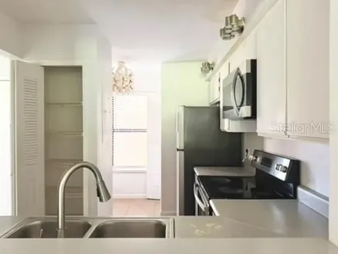 3036 S Semoran Boulevard Orlando FL 32822
