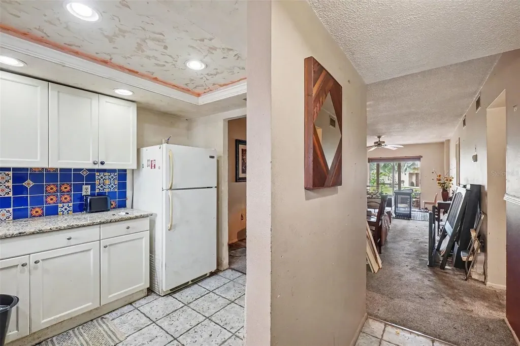 4009 Lake Bayshore Drive Bradenton FL 34205