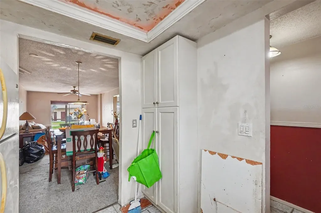 4009 Lake Bayshore Drive Bradenton FL 34205