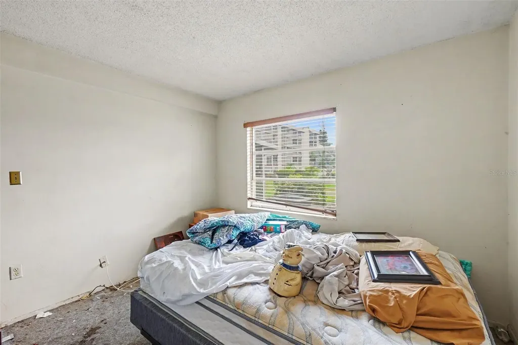 4009 Lake Bayshore Drive Bradenton FL 34205