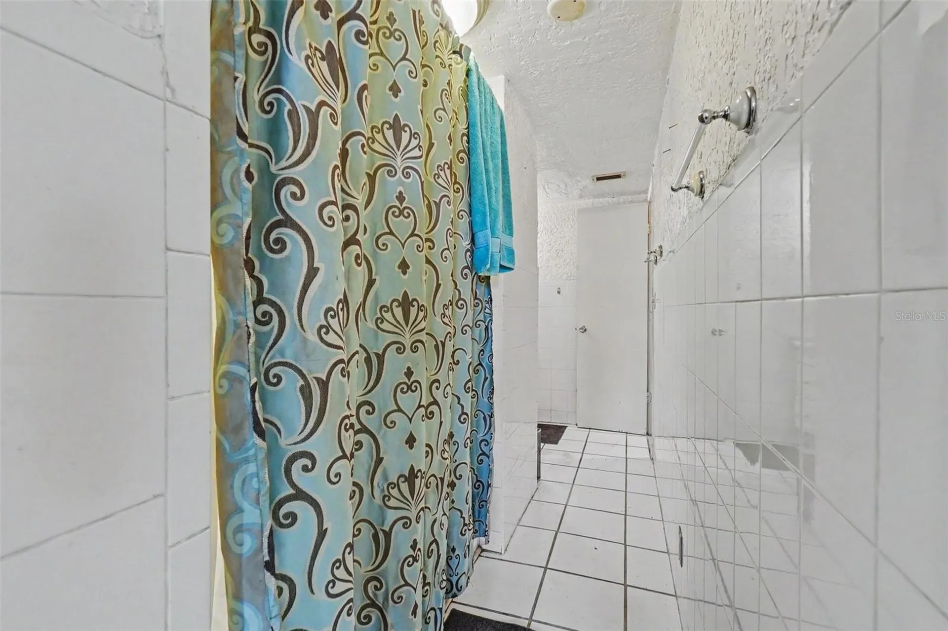 4009 Lake Bayshore Drive Bradenton FL 34205