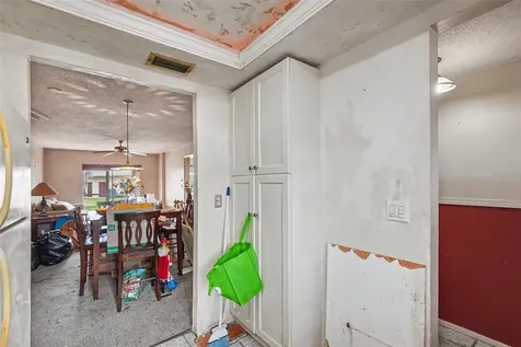 4009 Lake Bayshore Drive Bradenton FL 34205