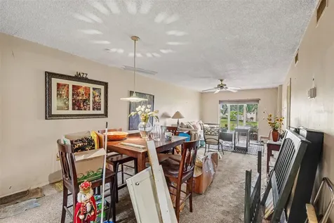 4009 Lake Bayshore Drive Bradenton FL 34205