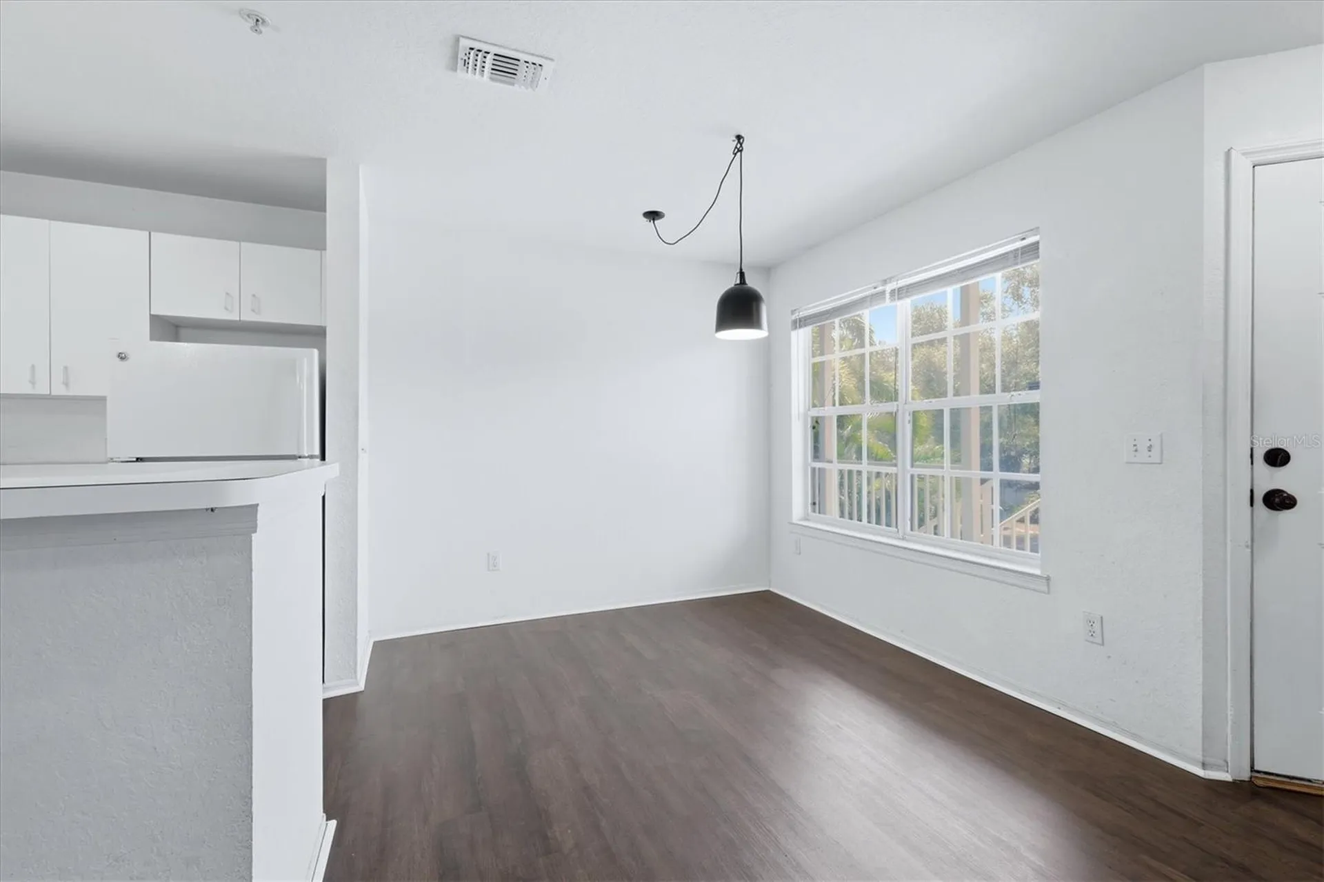 850 S Tamiami Trail Sarasota FL 34236
