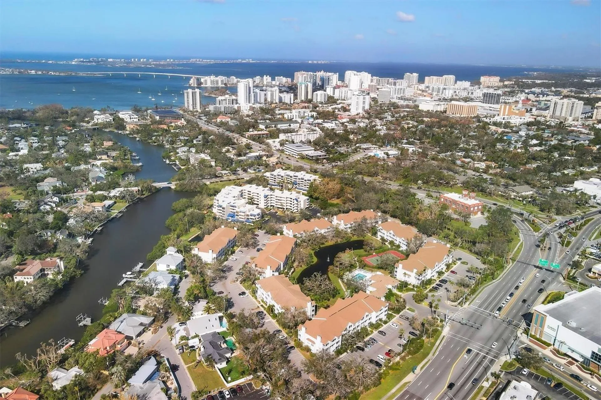 850 S Tamiami Trail Sarasota FL 34236