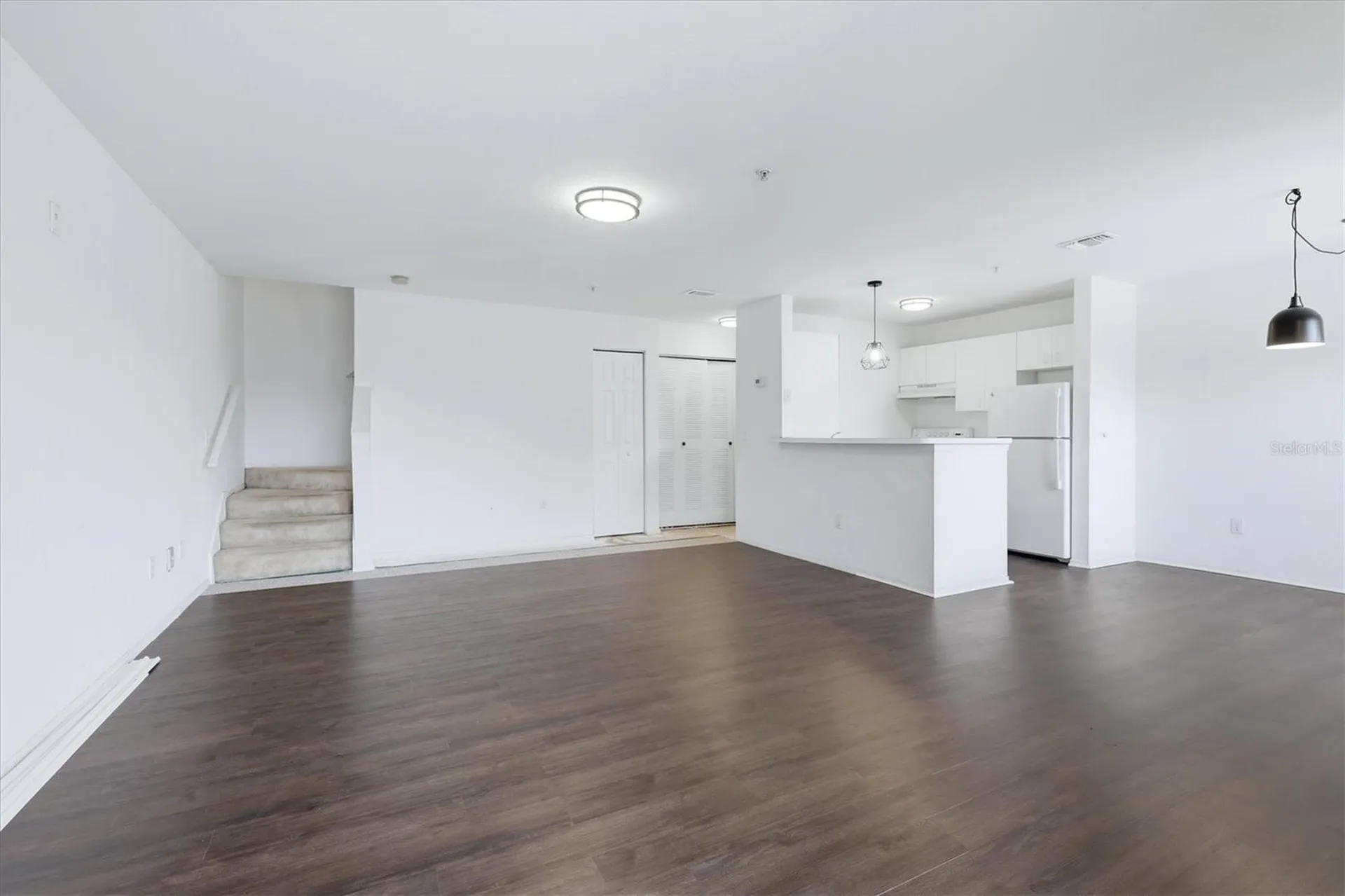 850 S Tamiami Trail Sarasota FL 34236