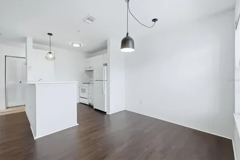 850 S Tamiami Trail Sarasota FL 34236