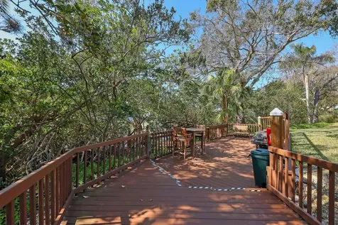 850 S Tamiami Trail Sarasota FL 34236
