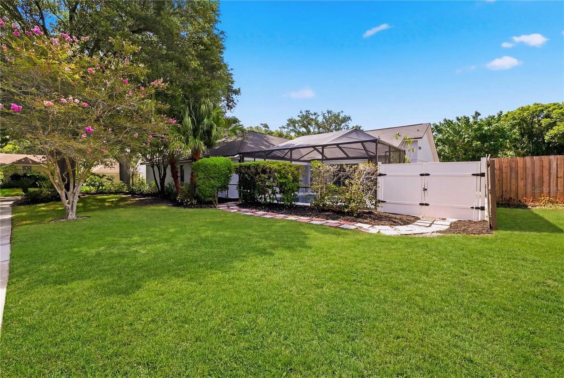 3040 Windridge Oaks Drive Palm Harbor FL 34684