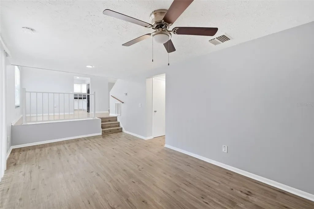 1200 Lake Valrico Lane Valrico FL 33594