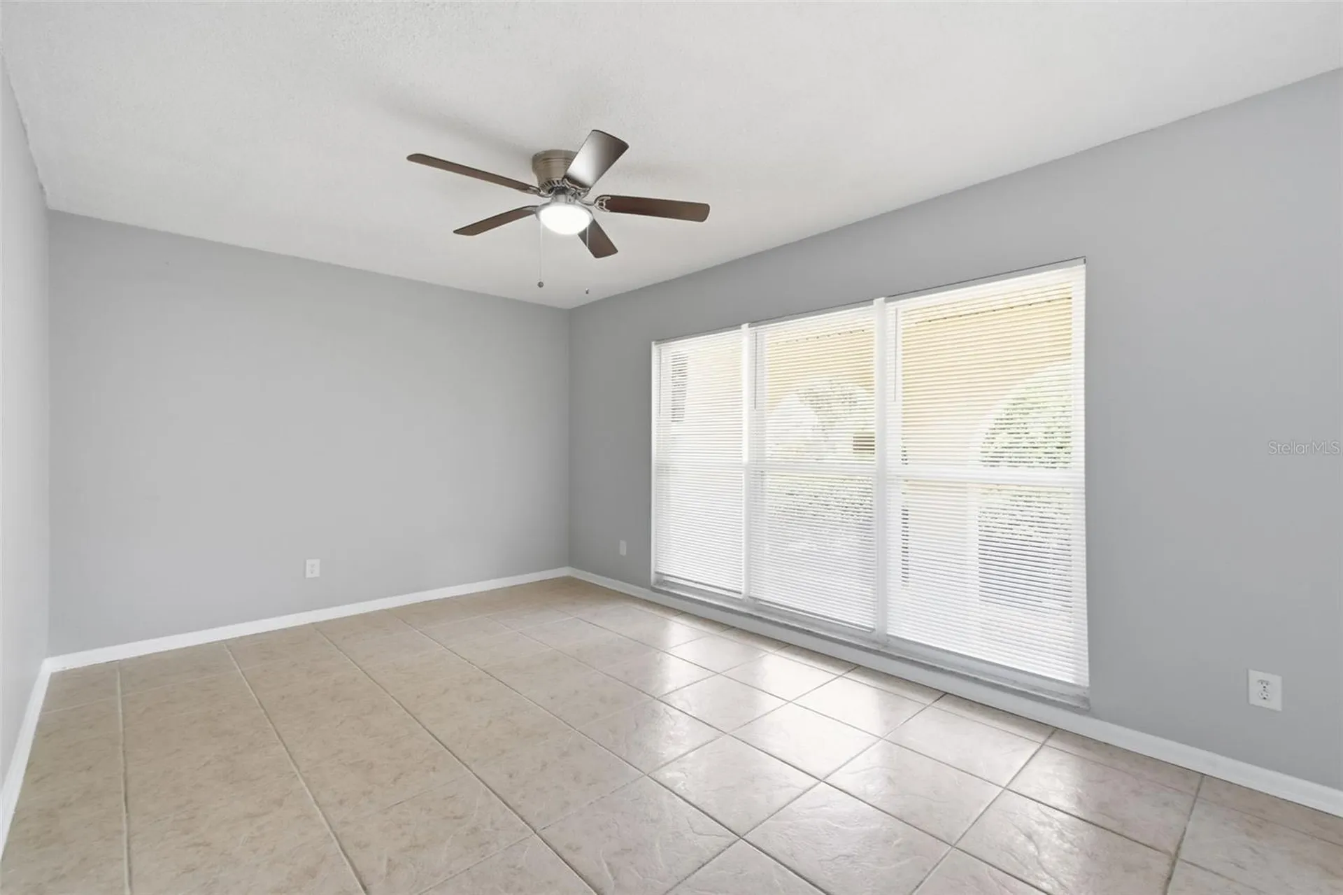 1200 Lake Valrico Lane Valrico FL 33594