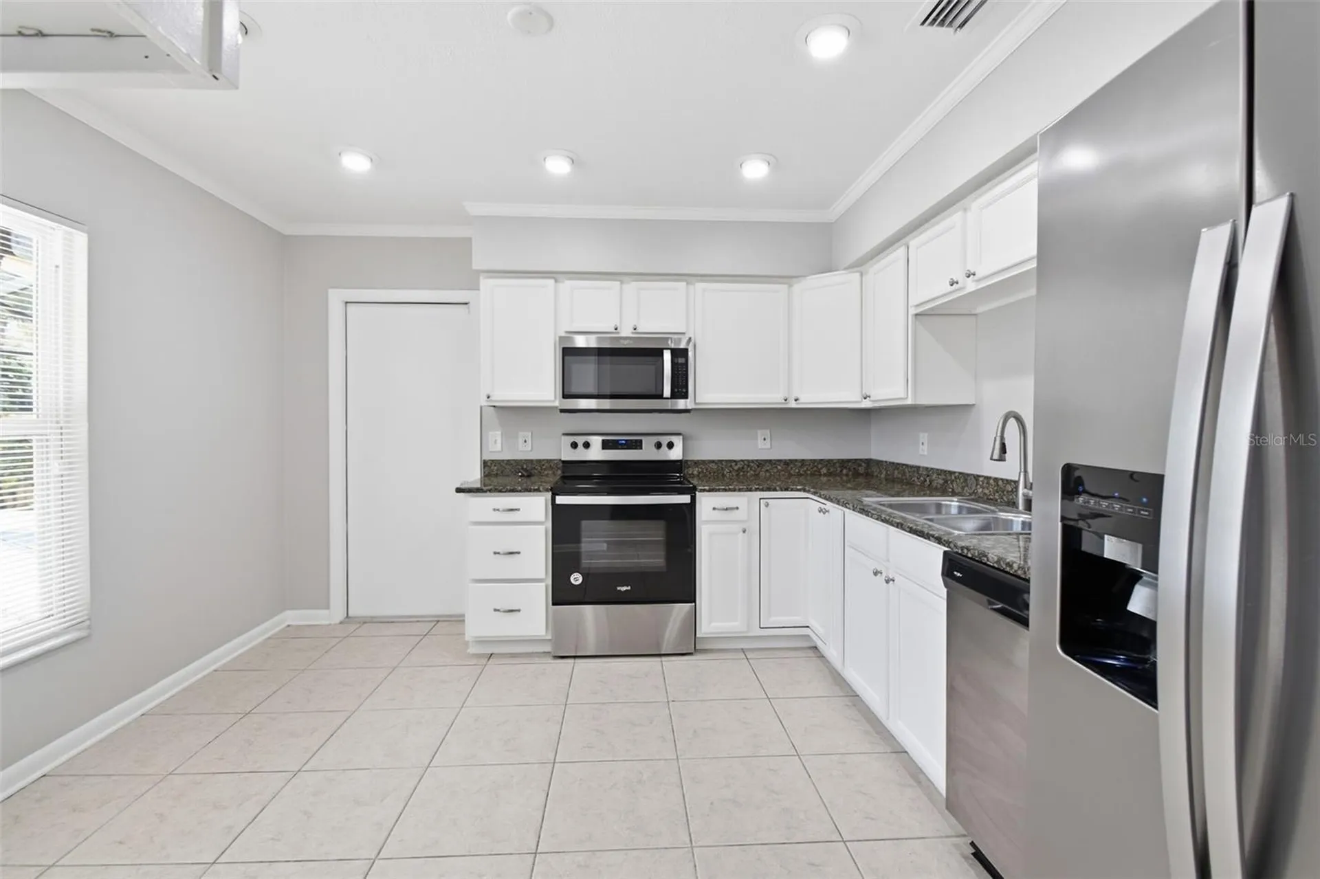 1200 Lake Valrico Lane Valrico FL 33594