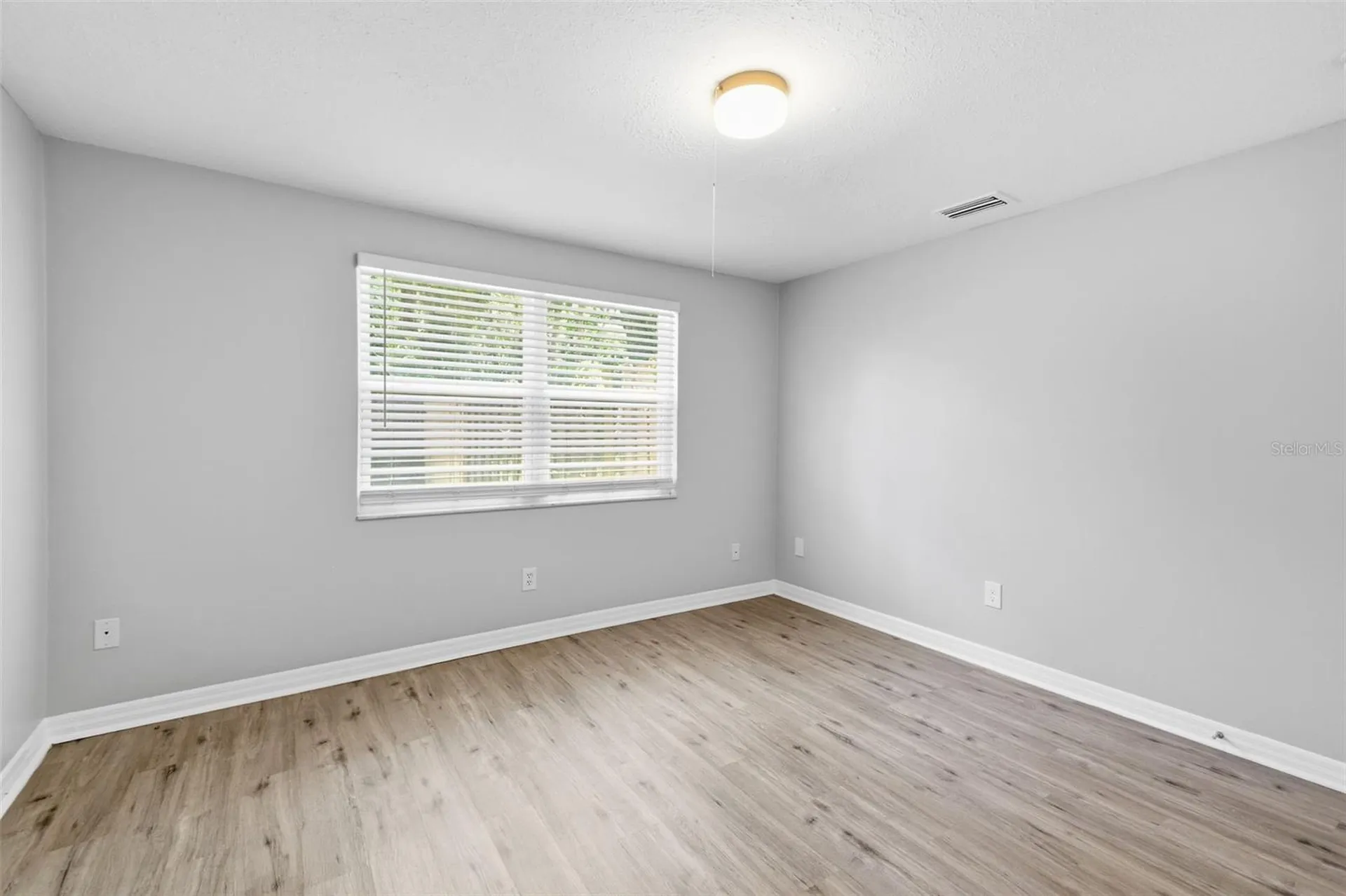1200 Lake Valrico Lane Valrico FL 33594