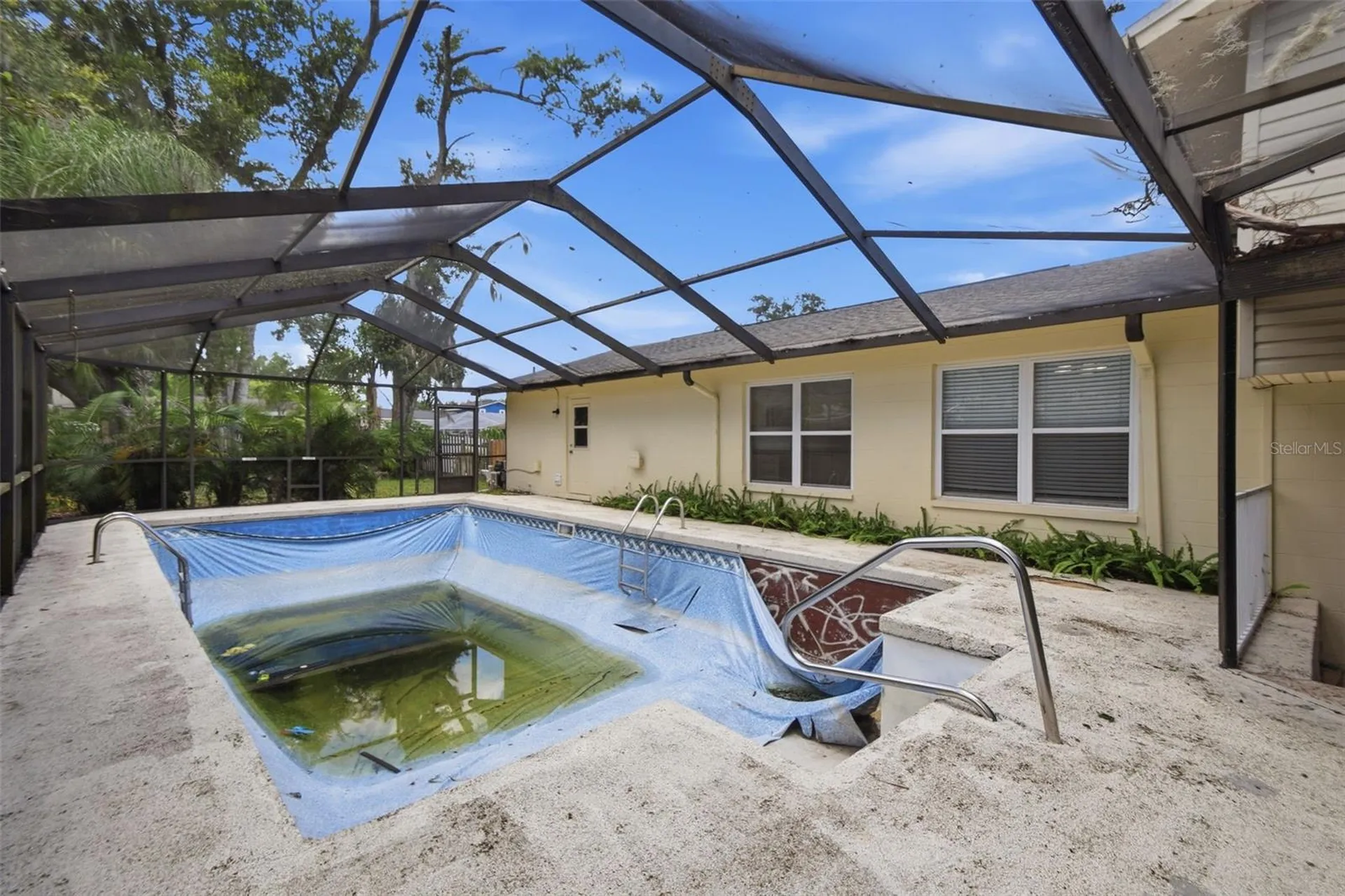 1200 Lake Valrico Lane Valrico FL 33594