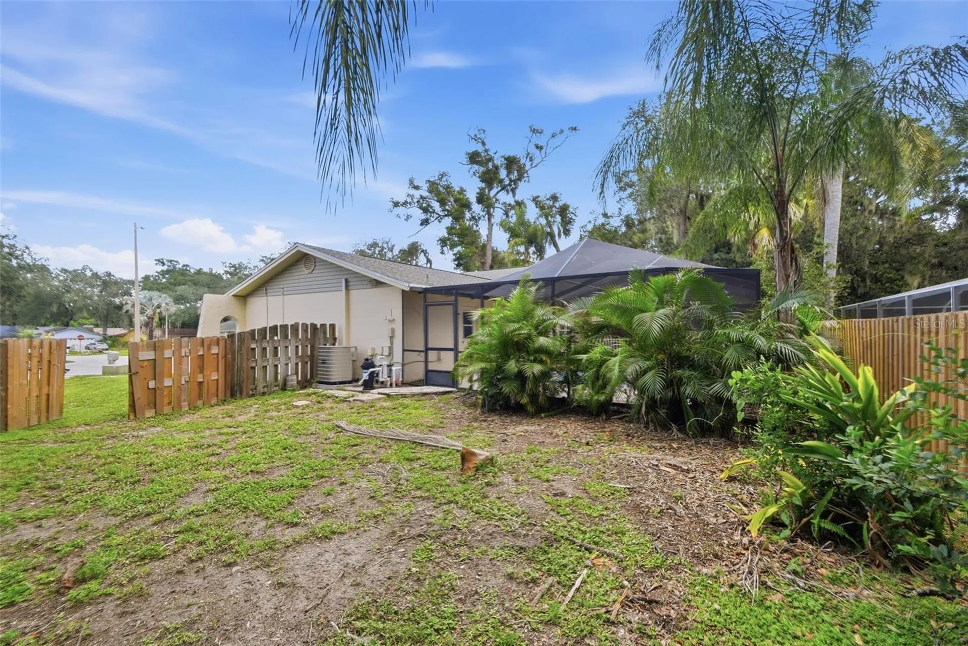 1200 Lake Valrico Lane Valrico FL 33594