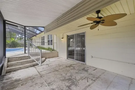 1200 Lake Valrico Lane Valrico FL 33594